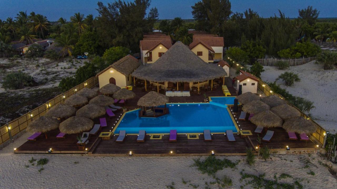 Laguna Beach Morondava Luaran gambar